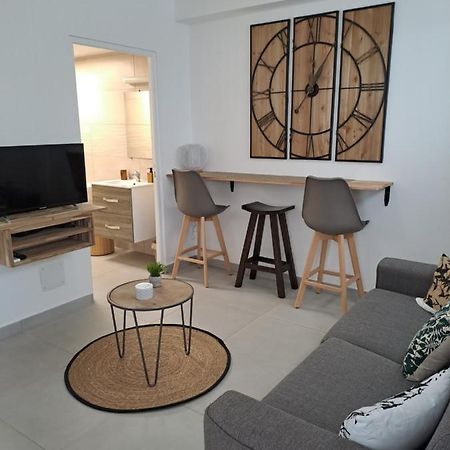 Appartement Cosy, T2 Situe En Centre Ville De Saint-Pierre Eksteriør bilde