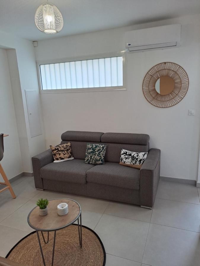 Appartement Cosy, T2 Situe En Centre Ville De Saint-Pierre Eksteriør bilde